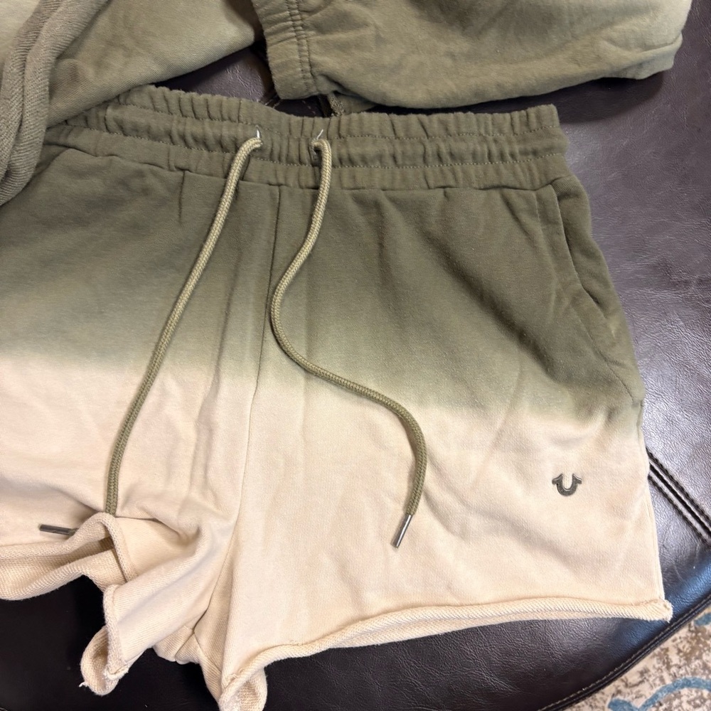 True Religion Gradient Sweatshirt and Shorts Set - Picture 3 of 5